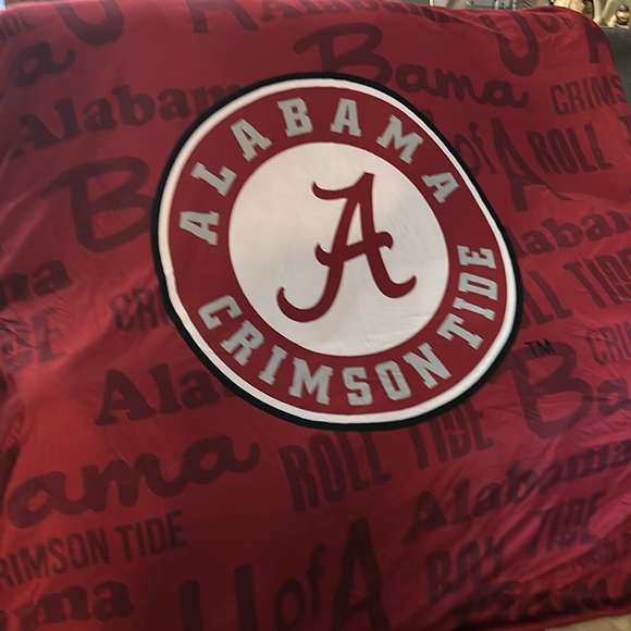 Alabama Crimson Tide Blanket - Picture 4 of 5